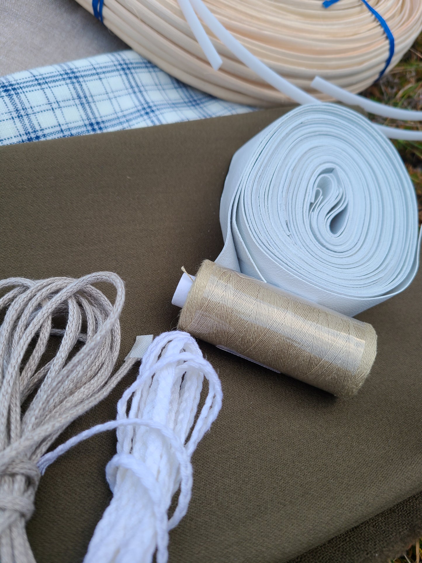 Premium Stays Kit - Green Wool Satin 34 to 35