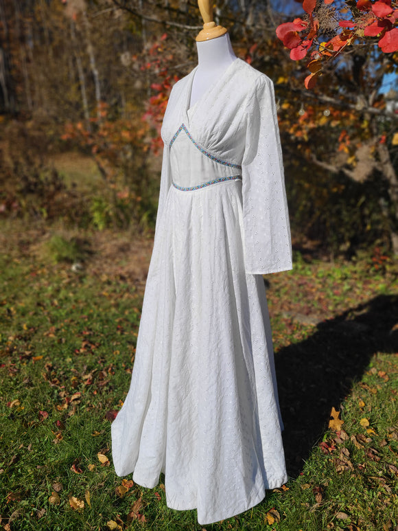 1970s White Cotton Eyelet Dress