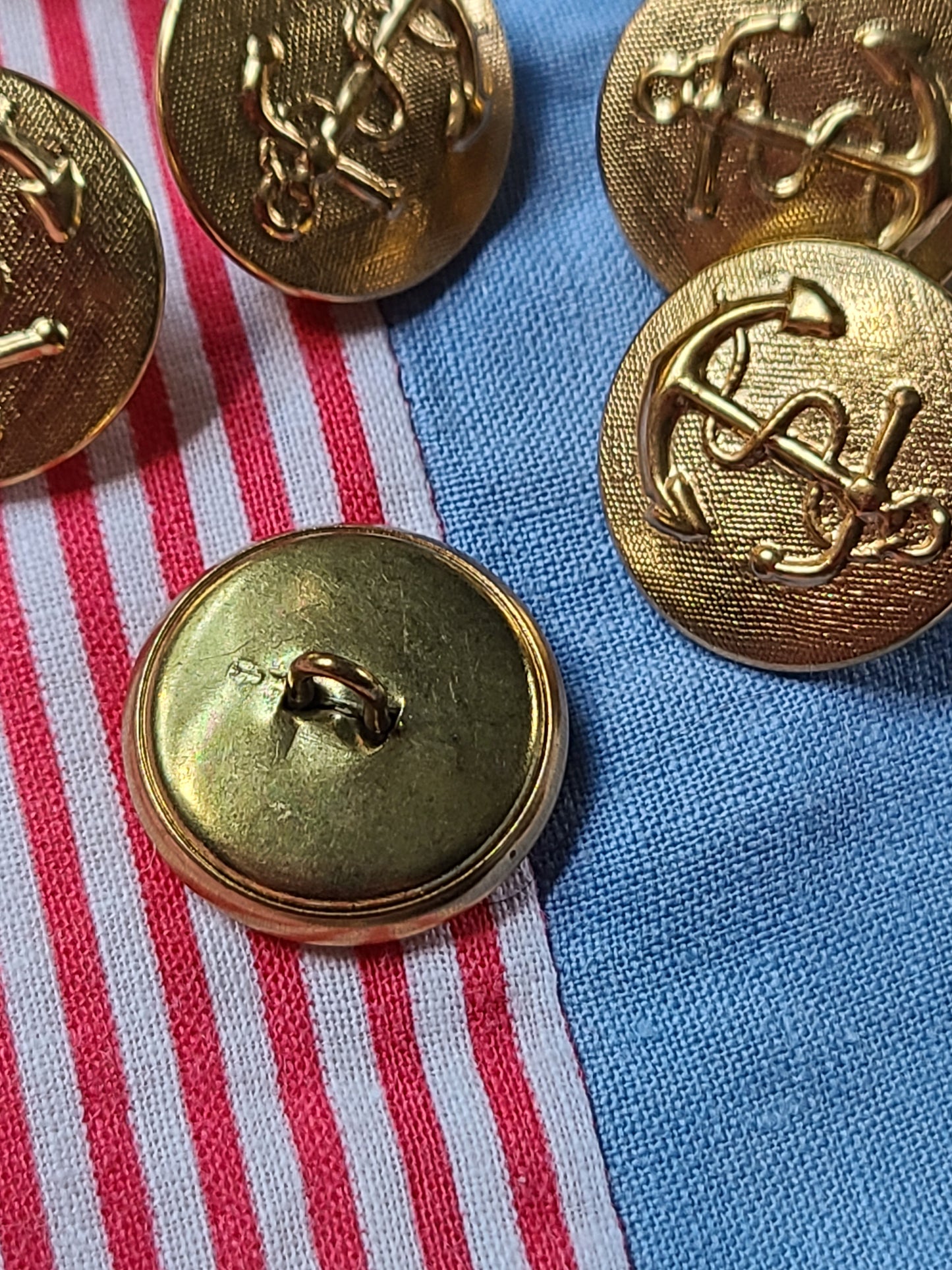 Small Gold Anchor Buttons