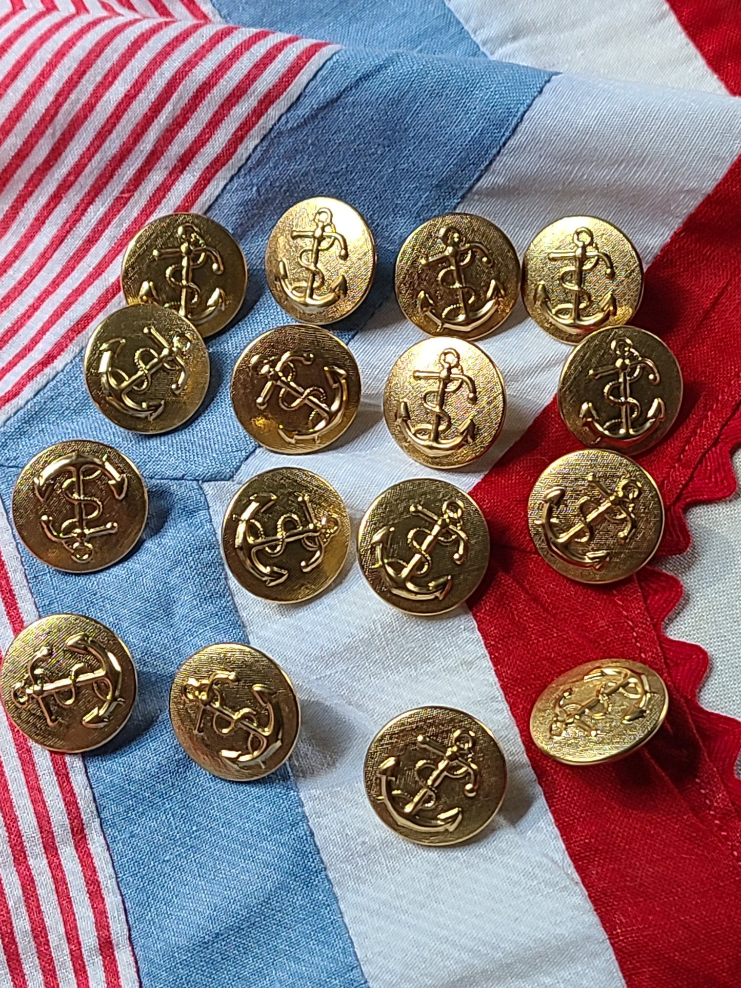 Small Gold Anchor Buttons