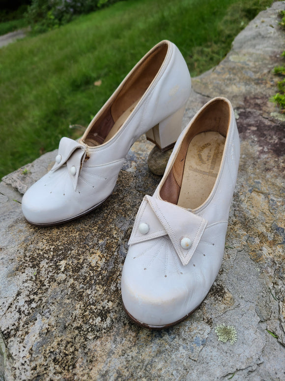 1940s Shoes - White