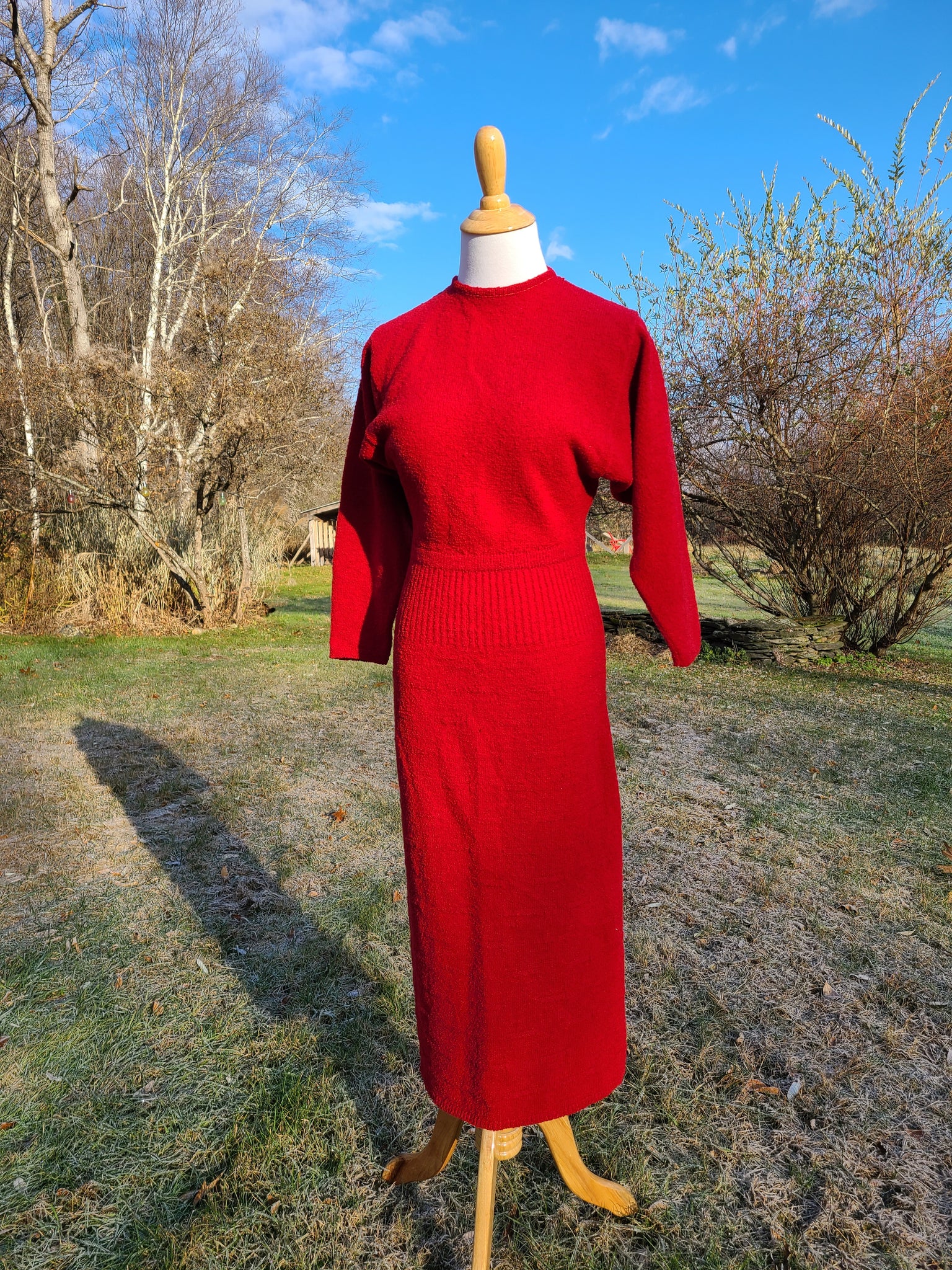 Vintage 1950s Red Knit Dress At the Sign of the Golden Scissors Vintage 1950s Red Knit Dress At the Sign of the Golden Scissors