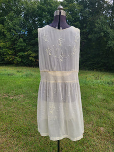 1920s Cotton Hungarian Style Dress At the Sign of the Golden Scissors 1920s Cotton Hungarian Style Dress At the Sign of the Golden Scissors