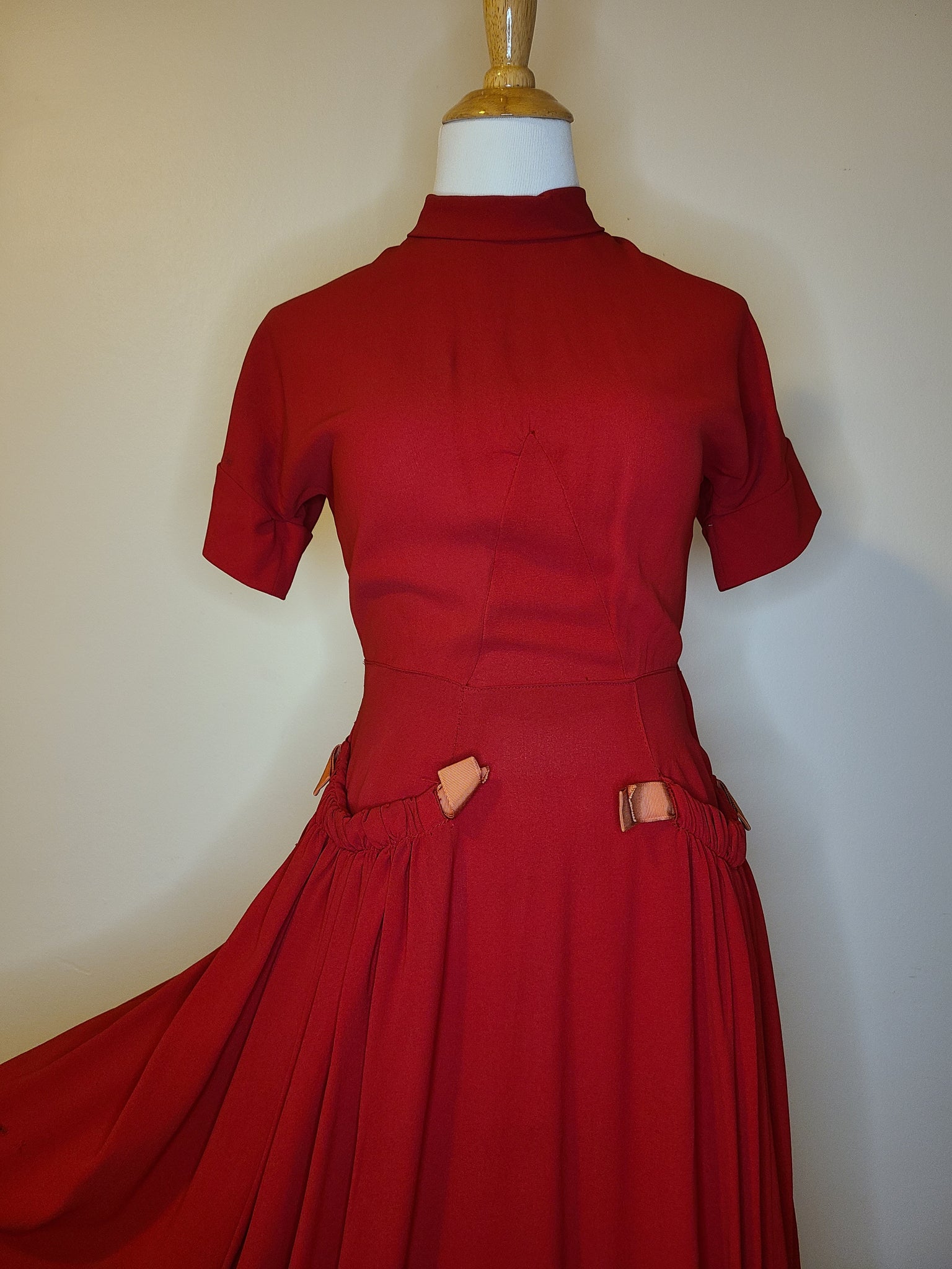 1940s Red Dress At the Sign of the Golden Scissors 1940s Red Dress At the Sign of the Golden Scissors