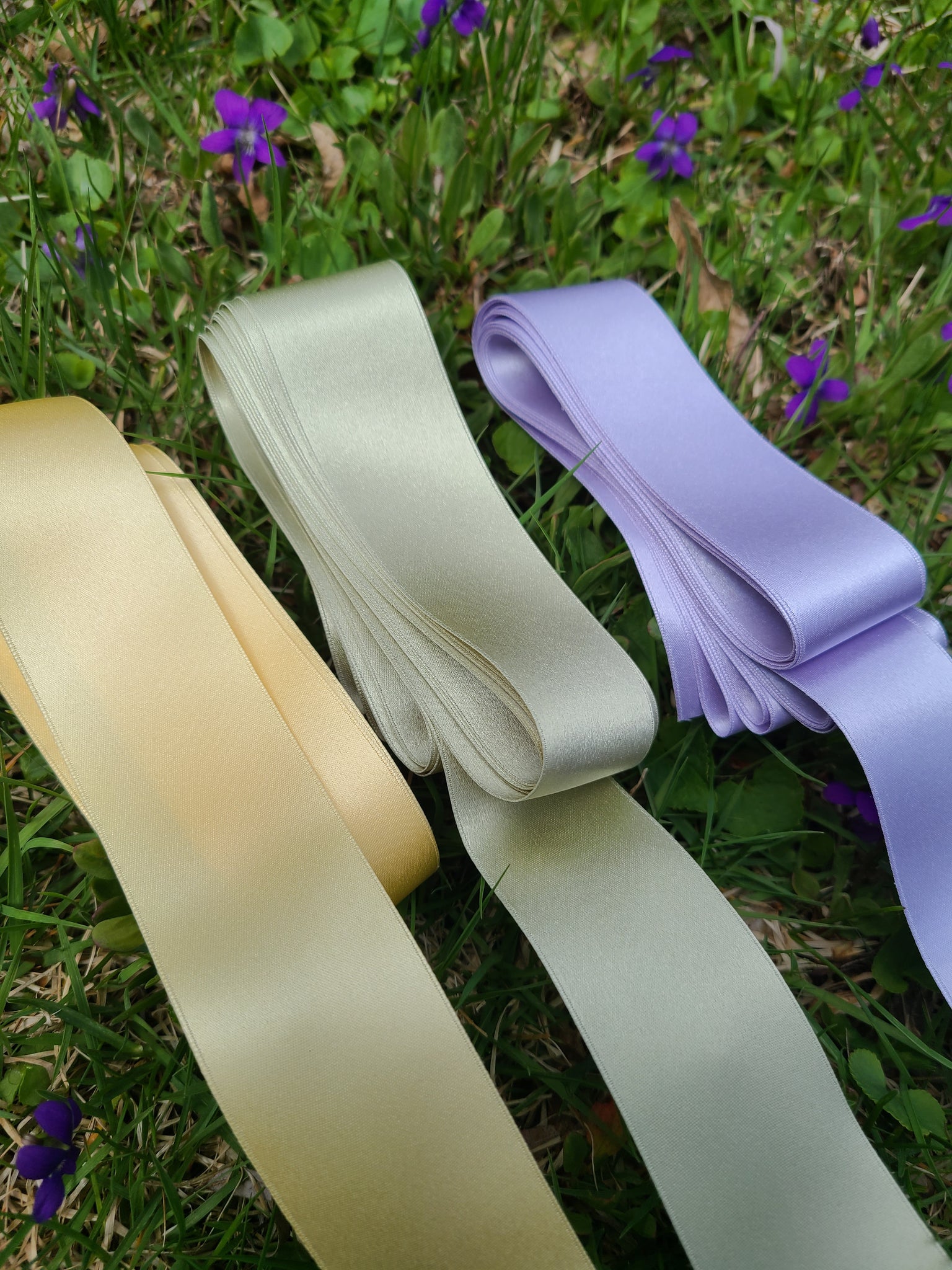 1 1/2 Wide Silk Satin Ribbon - Slate Green – At the Sign of the Golden  Scissors