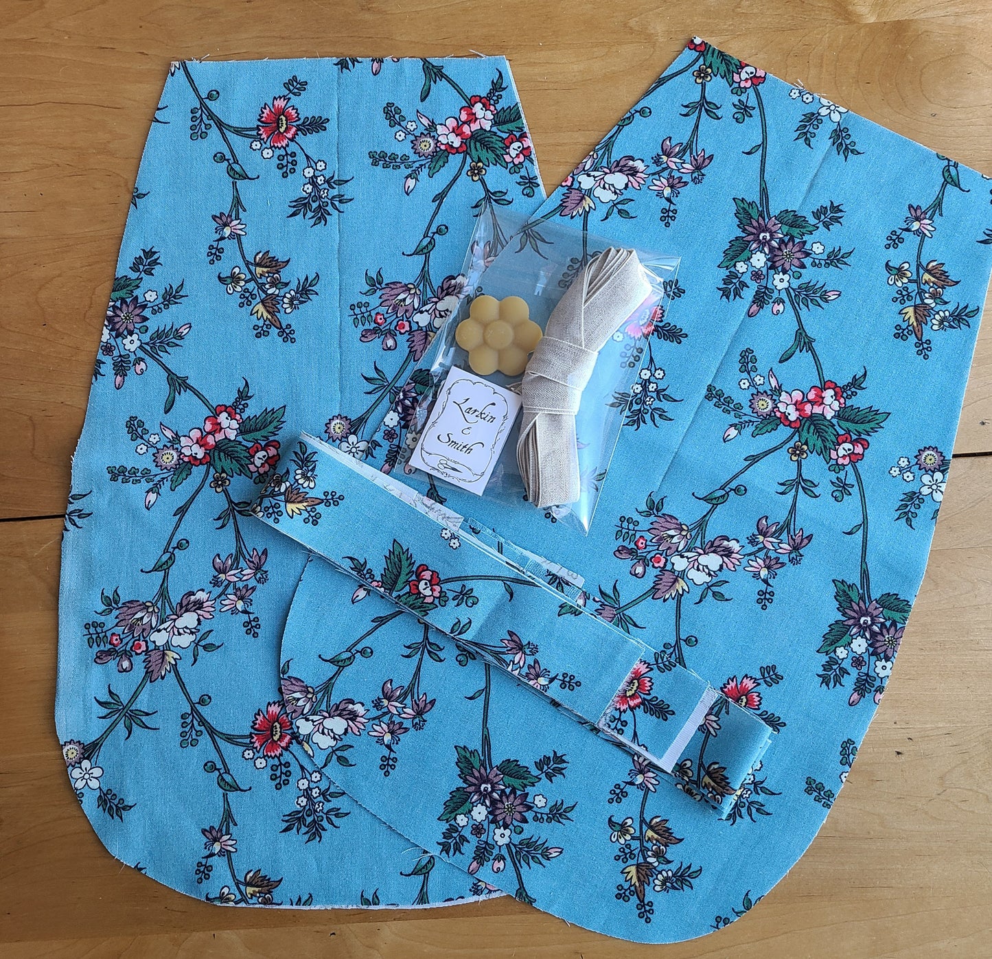 Pair of Cotton Pockets Kit - Blue Floral