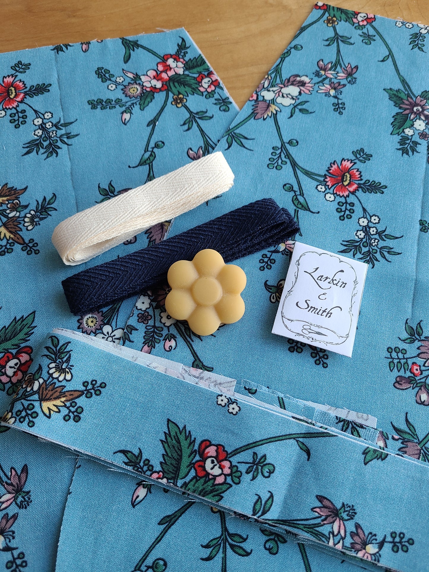 Pair of Cotton Pockets Kit - Blue Floral