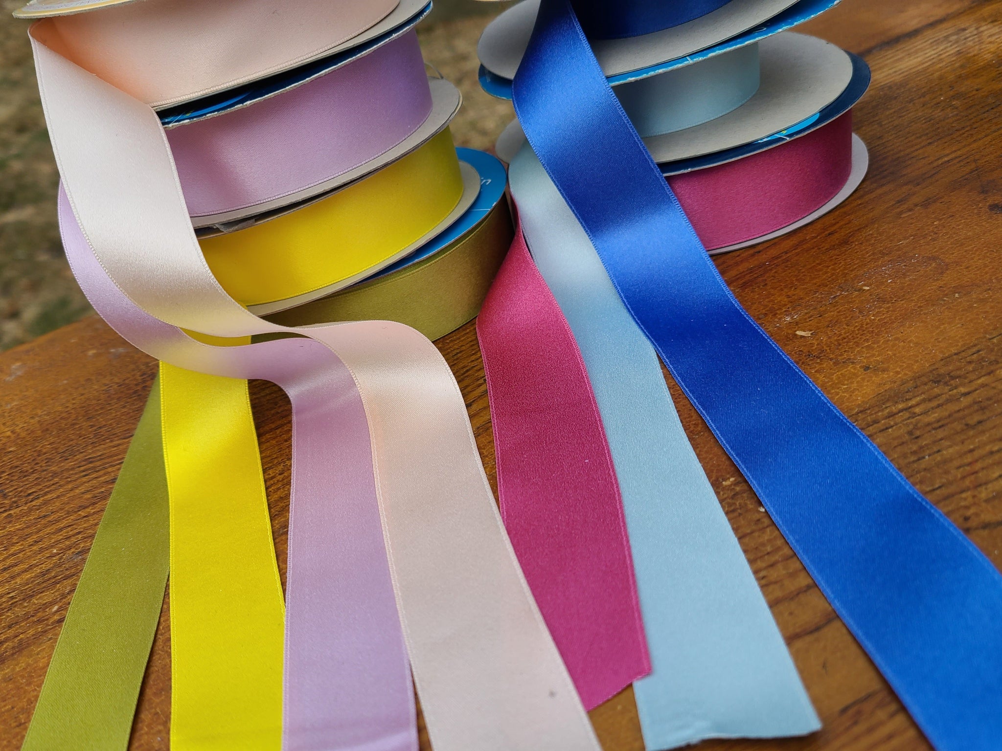 1 Inch Wide Silk Satin Ribbon – At the Sign of the Golden Scissors