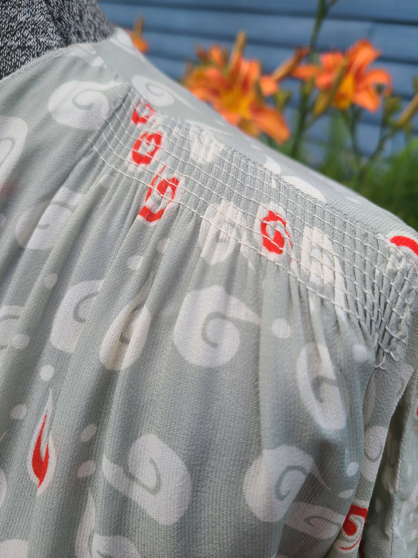 Vintage 1940s Dress - Red/Gray Novelty Print