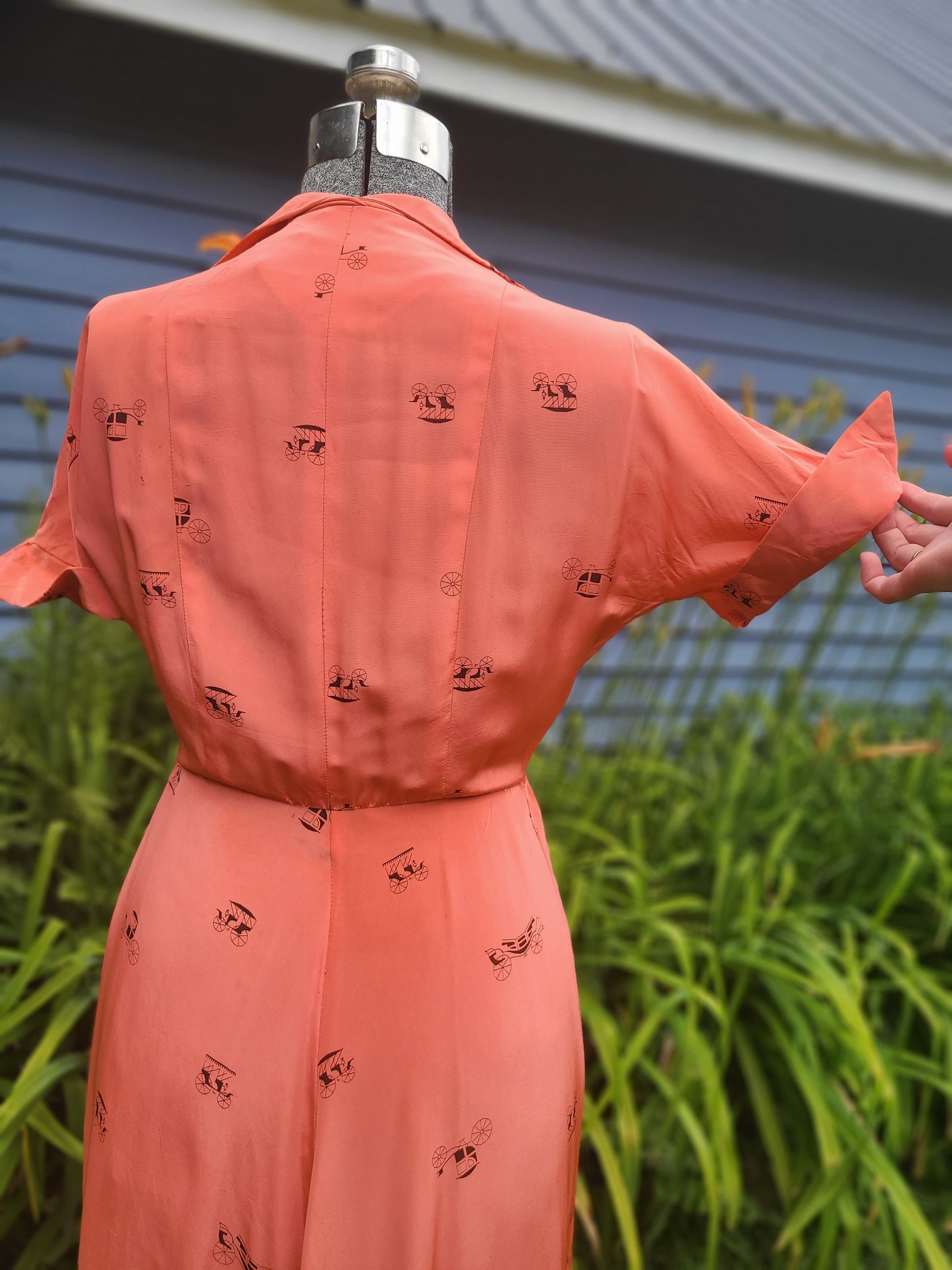 Vintage 1950s Dress - Carriage Novelty Print